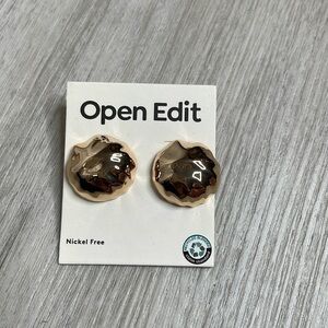 NWT Open Edit Gold Round Textured Earrings
